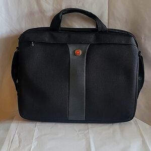 SWISS GEAR 17" LAPTOP BAG LEGACY BY WENGER NWT